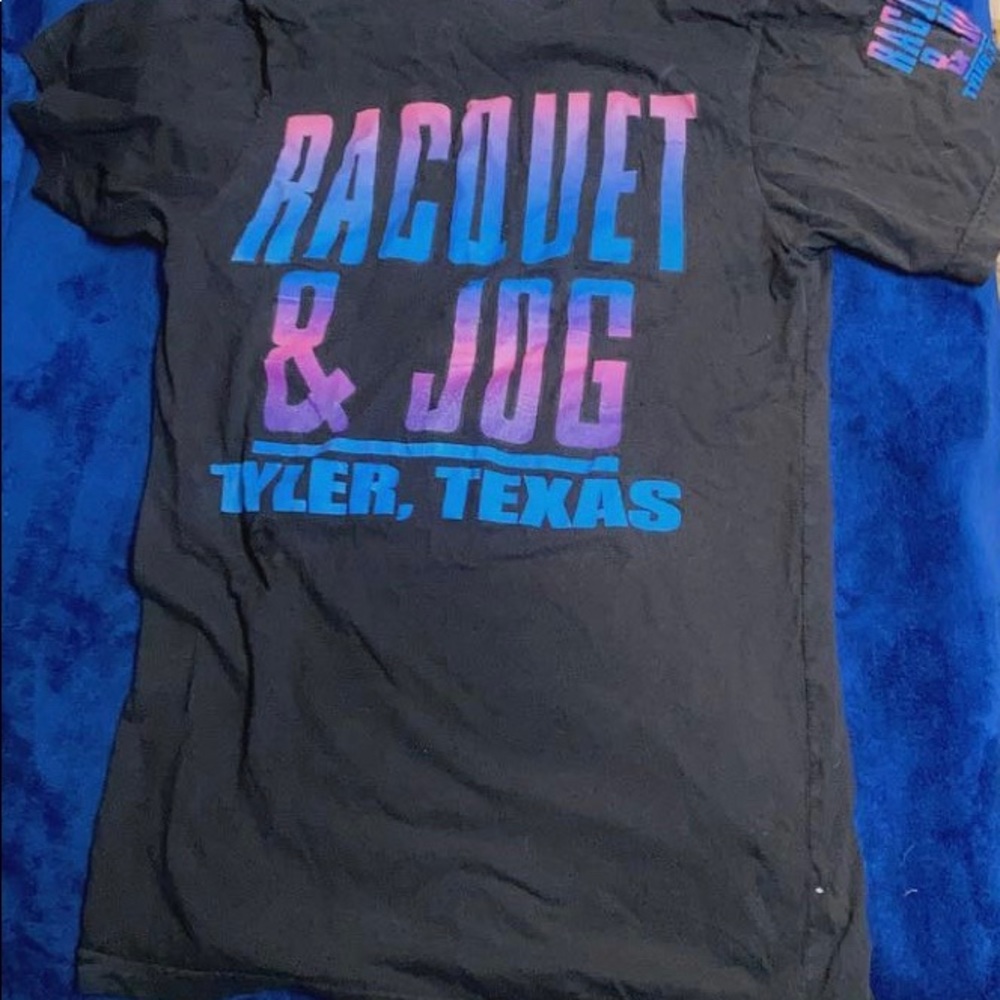 Tee shirt